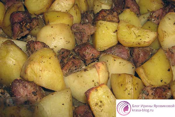Печеная картошка: вкусное и простое блюдо на каждый день,в фольге